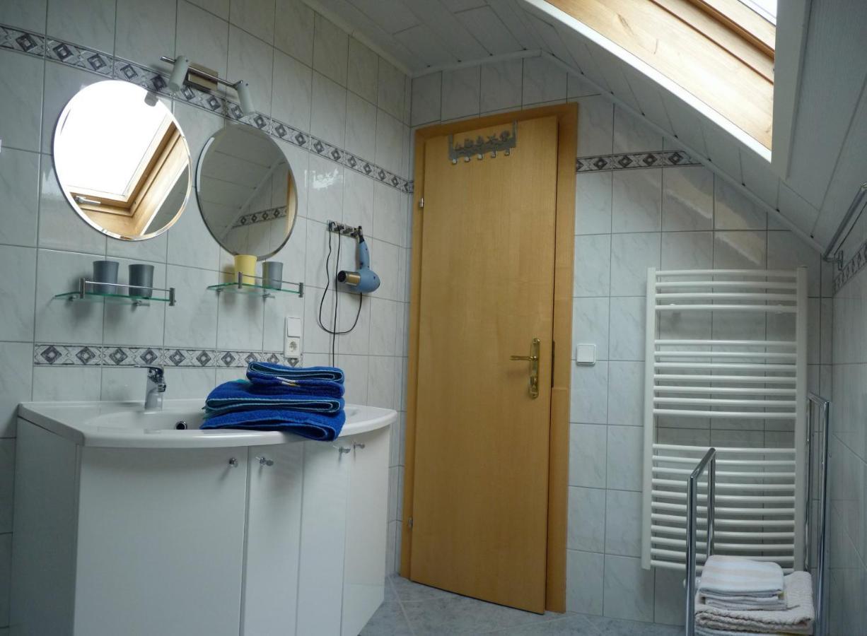Haus Bauer Appartment I Mit Balkon Mariapfarr Bagian luar foto