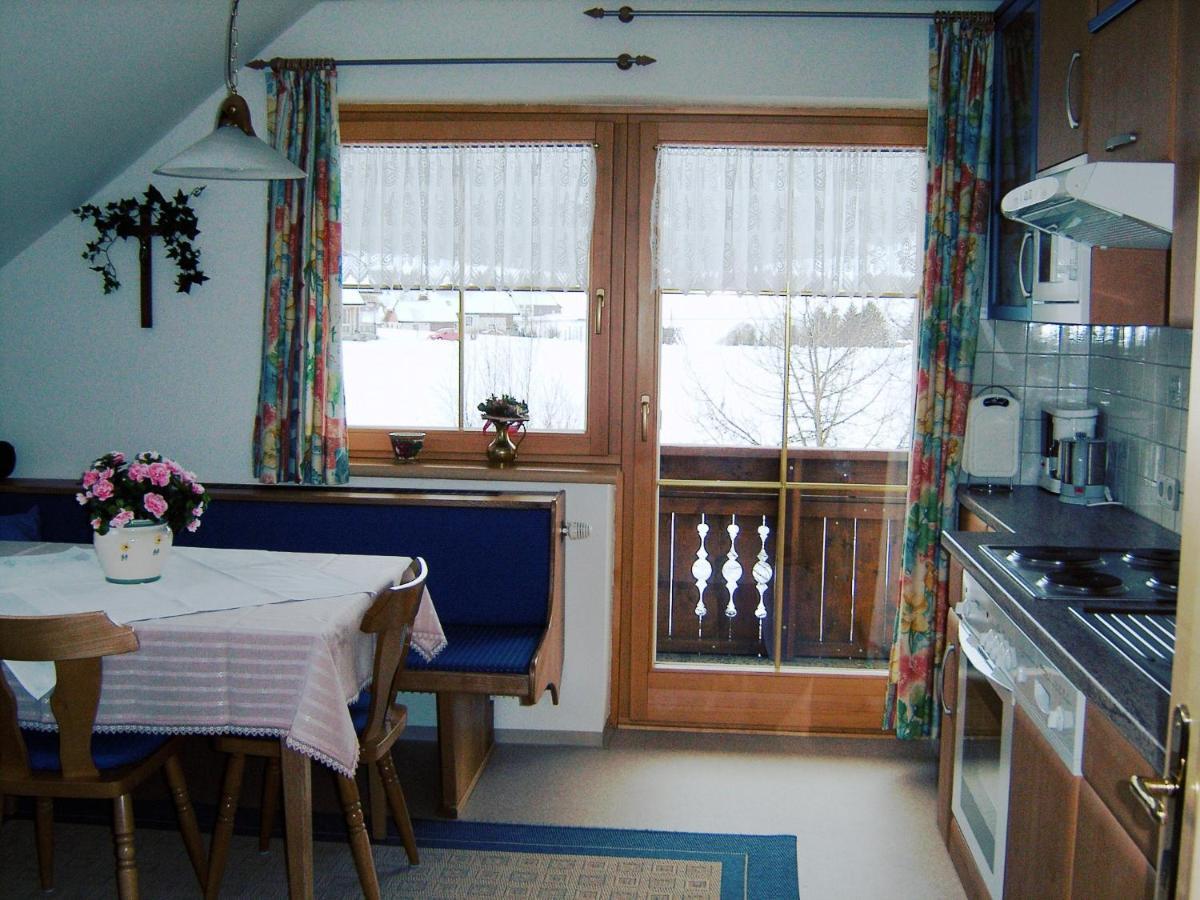 Haus Bauer Appartment I Mit Balkon Mariapfarr Bagian luar foto